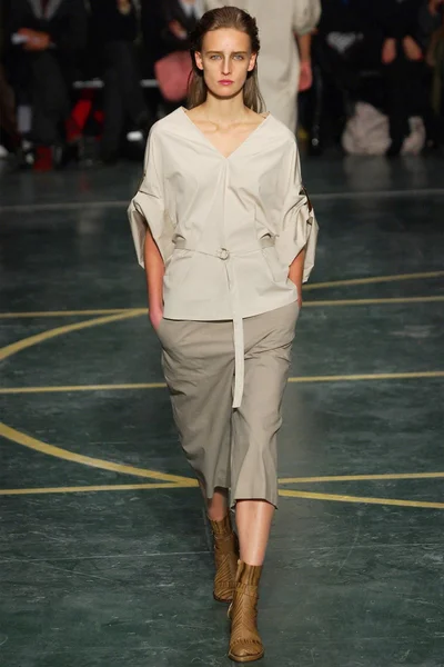Look 7